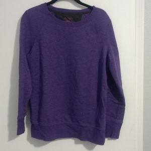 Women's crew neck sweatshirt